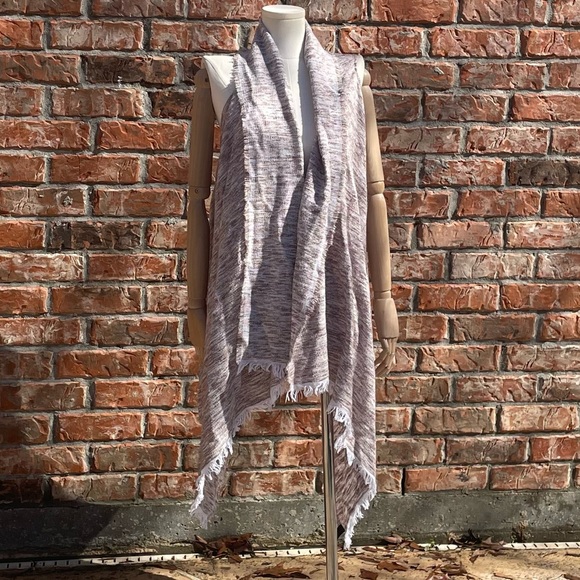 Express One Size Fits All beige cloth vest / OS / Excellent condition - Picture 3 of 14